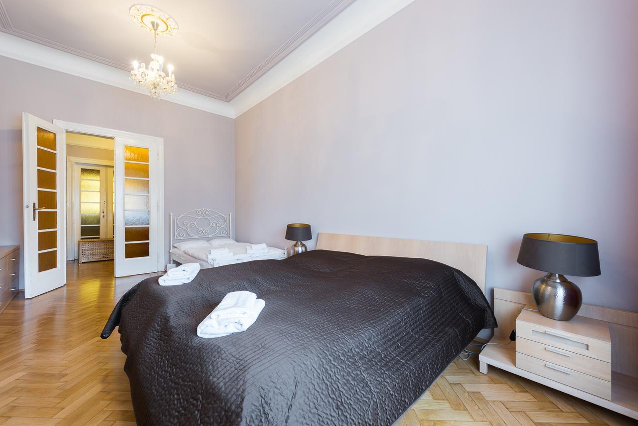 Wenceslas Square Apartment Prague Extérieur photo